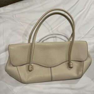 Tod’s Cream Leather Corniche Handbag